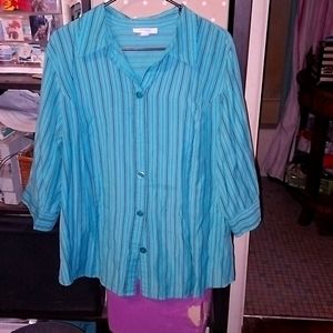 Size 18/20 dressbarn woman button down shirt